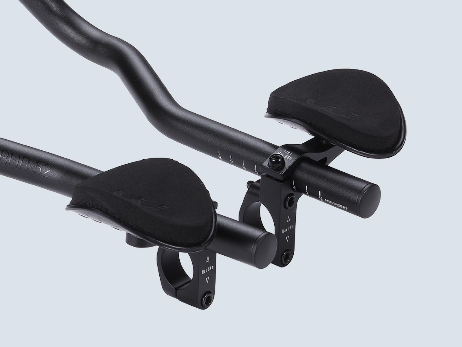 Mit Schaumstoff-Armlehnen